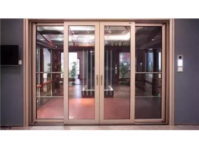 看孩子，守家门，优质安全门窗做你24小时的安全管家